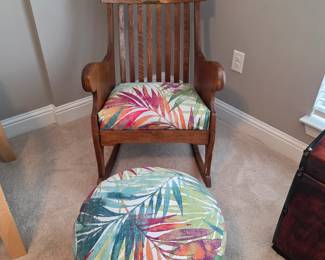 (37) Antique Rocker 22"Wx34"Dx38"H $275