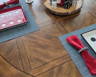 (18) Pedestal Dining Table w/6 Ladderback Chairs 60" $750