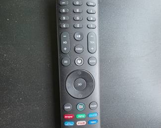 (52) Vizio 50" Smart TV w/Stand $130