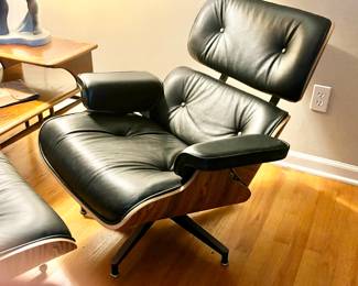 Detail of Mid Century Modern Chair
