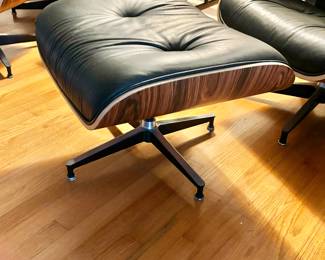 Detail of Mid Century Modern Ottoman