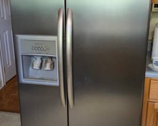 Kenmore Elite Side-by-Side Stainless Steel Refrigerator Freezer