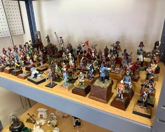 Britains toy soldiers
vintage toy soldiers
diecast toy soldiers
lead toy soldiers
Britains Ltd figures
Britains Deetail
Britains metal soldiers
collectible toy soldiers