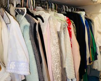 VINTAGE CLOTHES