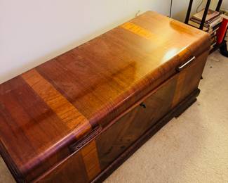 LANE HOPE CHEST