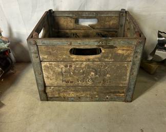 Vintage hood crate