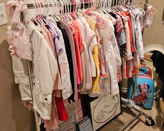 Children's clothes 