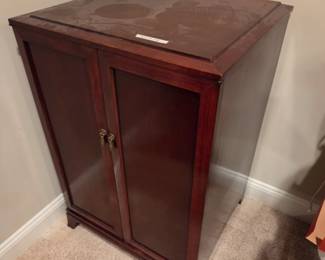 #110	Laminate  Cabinet w/7 Removable & Adjustable Shelves - 27x24x40 (as is small finish issues)	 $90.00 
