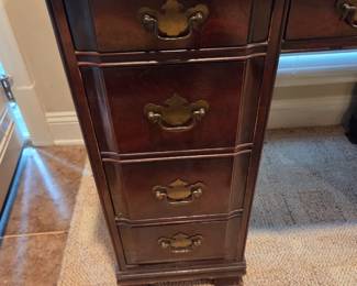 #104	Curved Front Desk w/8 Drawers & Leather Top w/glass Protect - 46x23x30	 $175.00 
