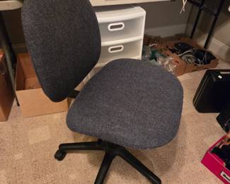 #139	Office Chair	 $35.00 
