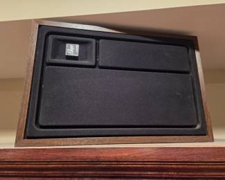 #154	Pair of Allegro 1000 Speakers by Zenith	 $35.00 
