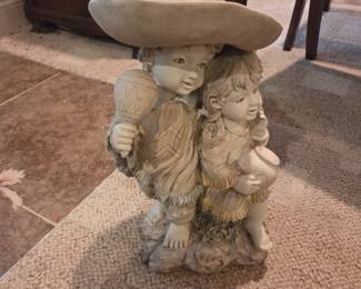 #129	Boy and Girl resin statue 18"	 $20.00 
