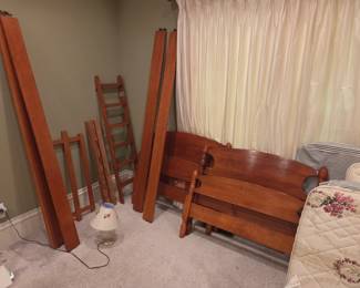 #48	Van Cor. Wood Bunk Bed w/ladder - Can be Two Twin Beds  Also	 $125.00 
