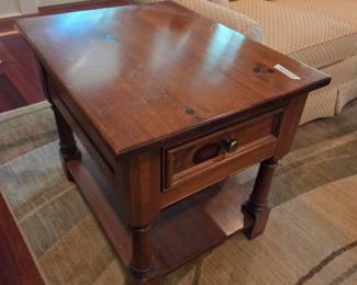 #5	Pennsylvania House Side Table w/1 Drawer & 1 Shelf - 20x26x22 (as is finish)	 $60.00 
