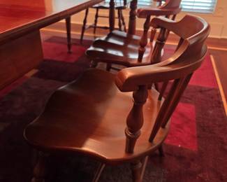 #1	Monitor Furn. Co. Wood Drop Side Table w/3 Leaves & 6 Chairs (2 captains Chairs ) 30-112x44x28	 $275.00 
