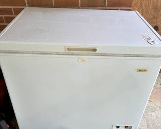 Magic Chef freezer