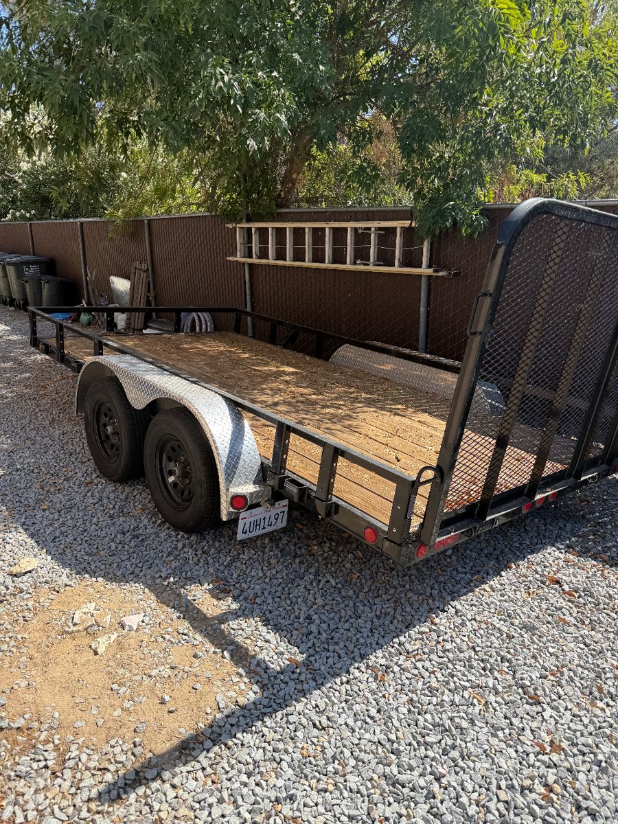 Trailer