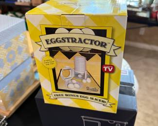 Eggstractor