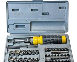 Complete Ratchet Screwdriver Set