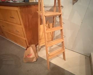 . . . display ladder