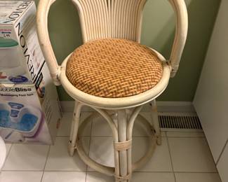 . . . vanity/accent chair