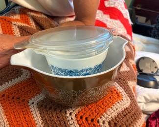 . . . vintage Pyrex