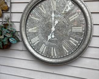 . . . wall clock