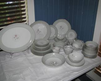 Mikasa 12 6 piece place settings