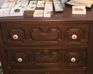 Antique Chest of drawers $300