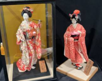 Japanese Geisha Dolls