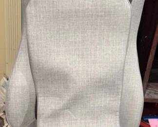 Sharper Image Shiatsu RealTouch Massaging Chair Pad