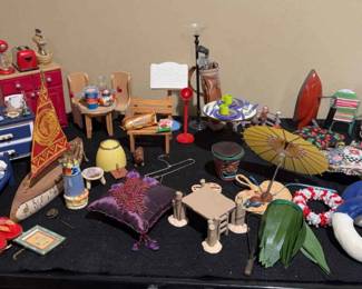 Dollhouse Furniture and Accessories