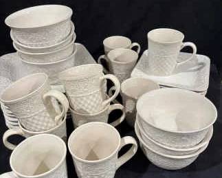 Elamya White China Set