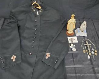 CT571Vintage Wool Knights Templar Coat And More