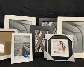 CT508Black And White Picture Frames