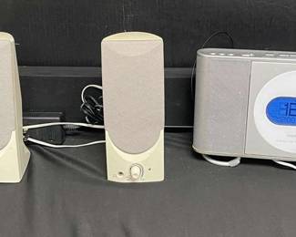 CT562Home Speakers