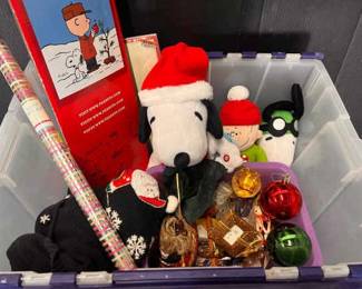 CT496Department 56 And Holiday Mystery