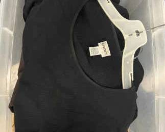 SR1024Womens Apparel Mystery Lot