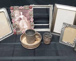 CT537Vintage Silver Tone Frames