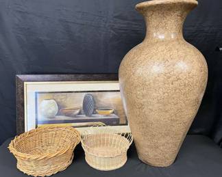 CT475Large Vase More