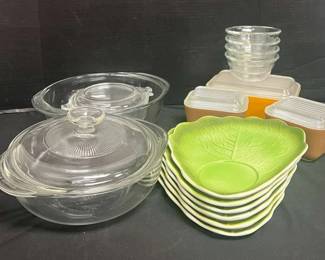 SR1021Vintage Pyrex With Lids