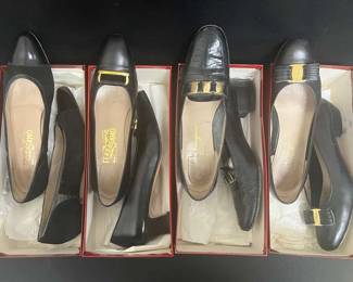 SR1009Vintage Salvatore Ferragamo Womens Shoes 1