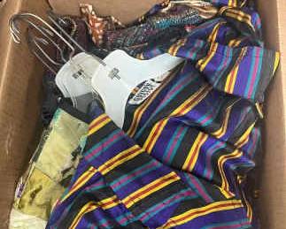 SR1015Vintage Chicos Tops Mystery Lot