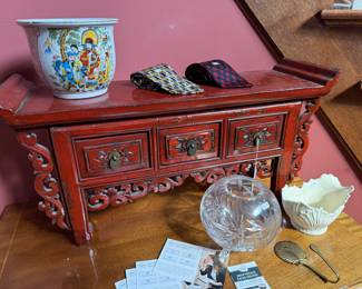 Asian Style Petit Altar