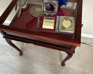 Display case table