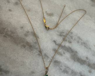 10K Gold Necklace with Pendant
