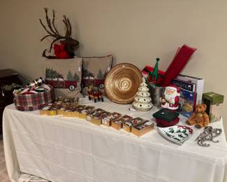 Large Collection of X-Mas Decorations