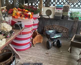 Wreath Containers / Fertilizer Spreaders