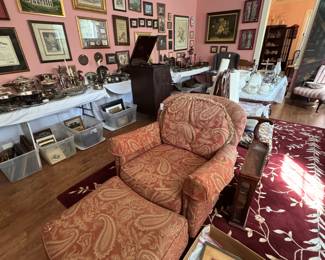 Upholstered Furniture / Chairs & Ottoman / Rugs 