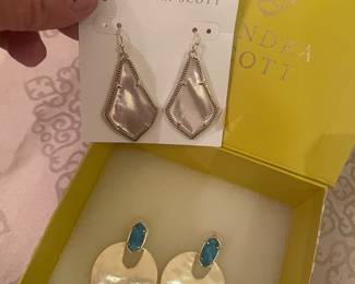 KENDRA  NEW IN BOXES  AND HAVE OTHER KENDRA JEWELRY TOO 